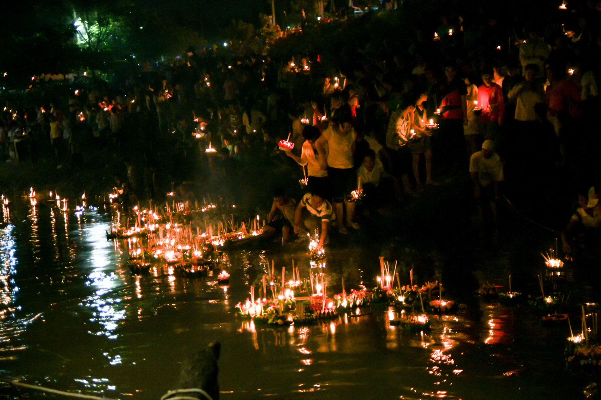 Boun Lay Heua Fai Fest